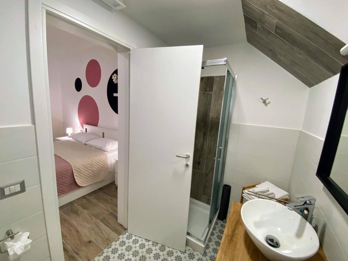 Casa Med Lejlighed Marina di Ragusa Eksteriør billede